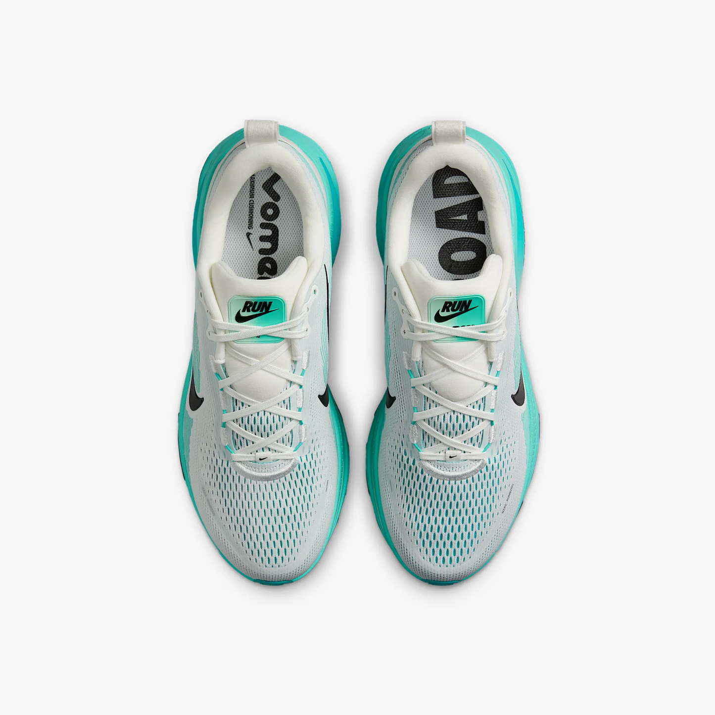 NIKE VOMERO 18