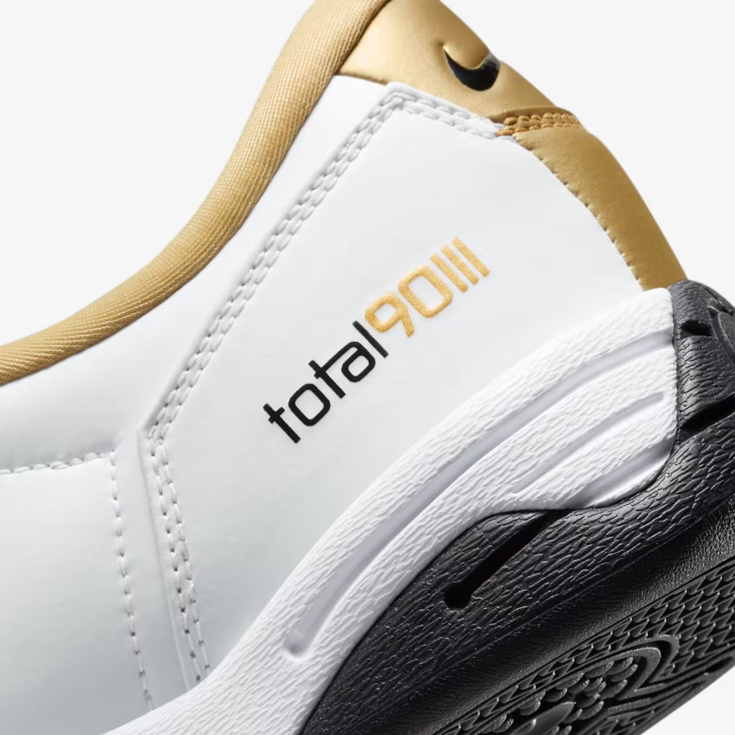 NIKE TOTAL 90 SP