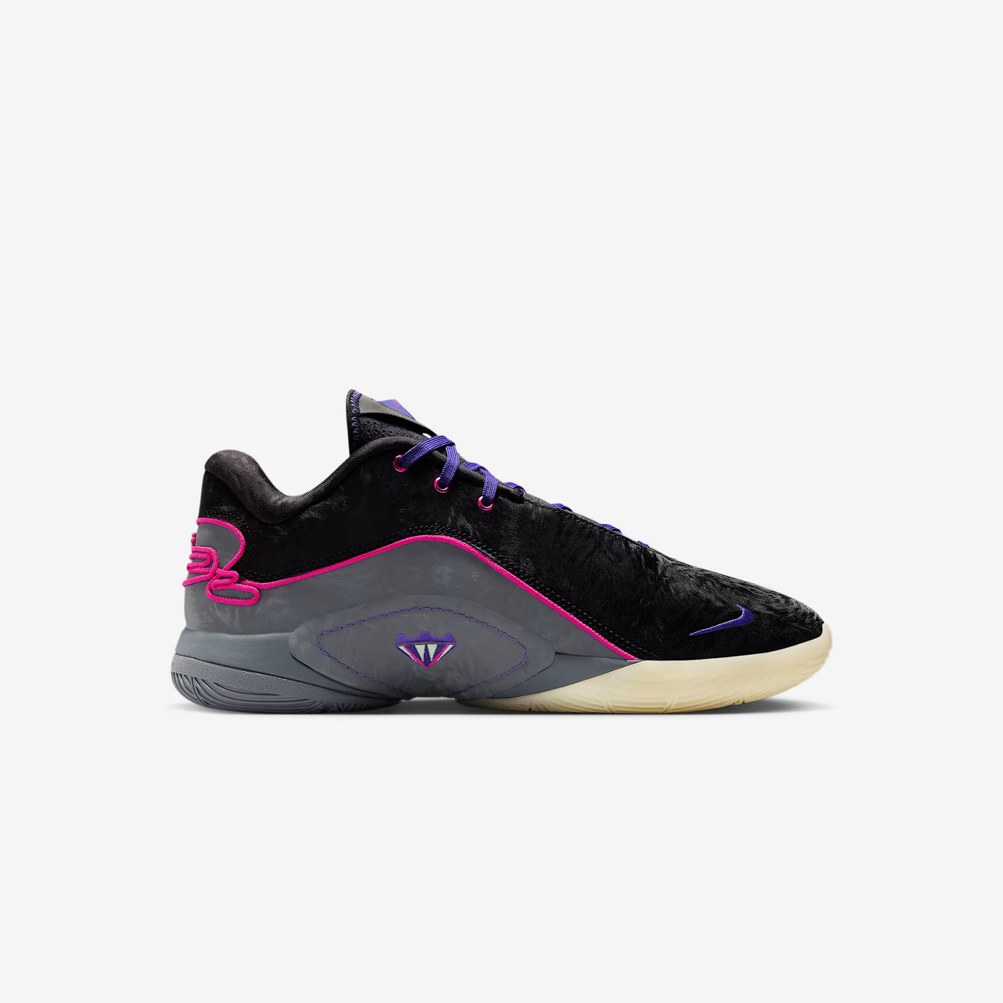 LEBRON XXII