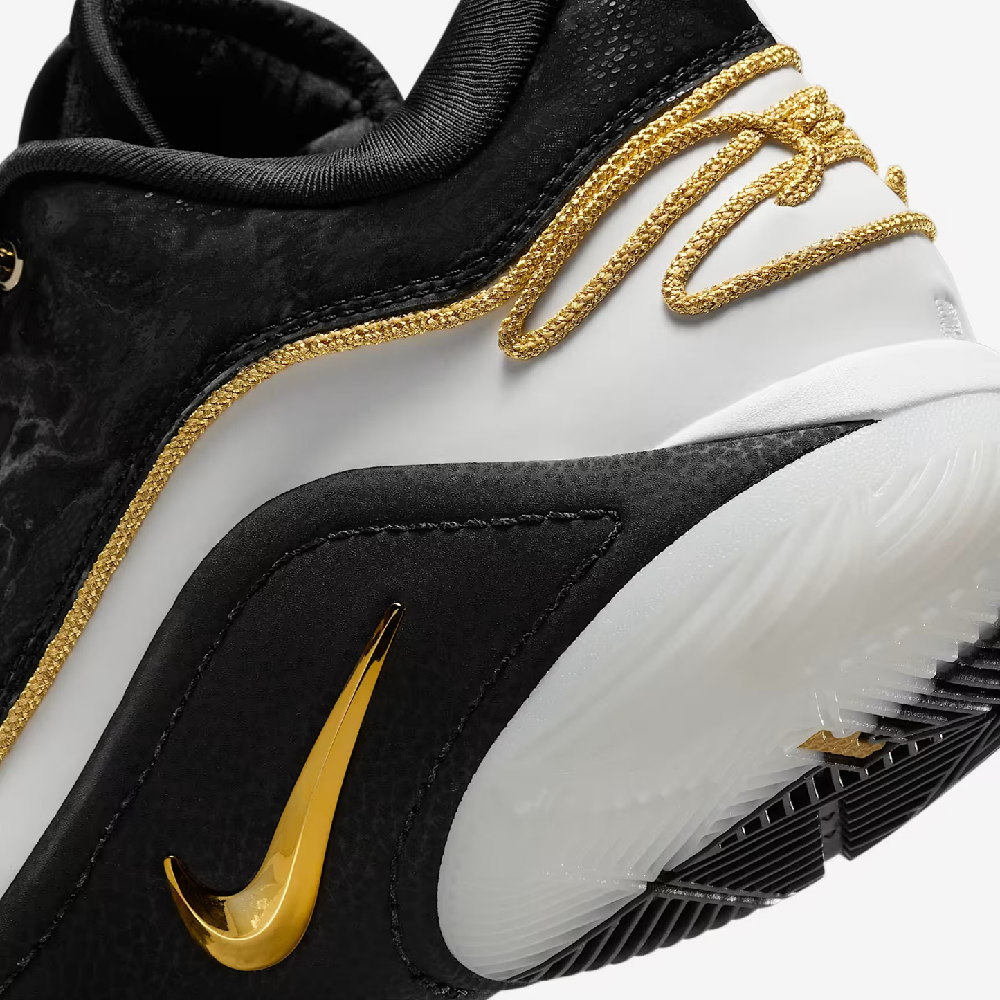 LEBRON XXII