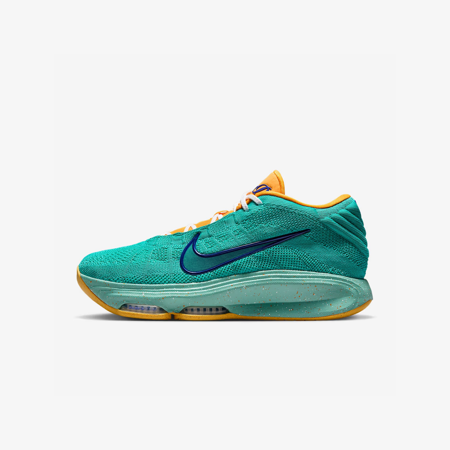 NIKE G.T. HUSTLE 3