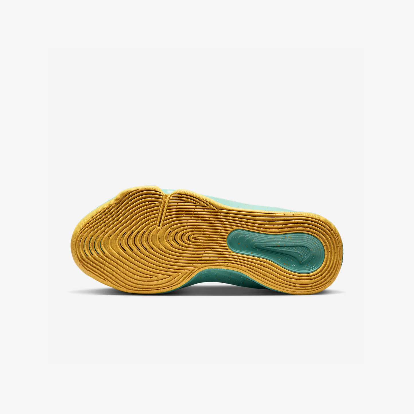 NIKE G.T. HUSTLE 3