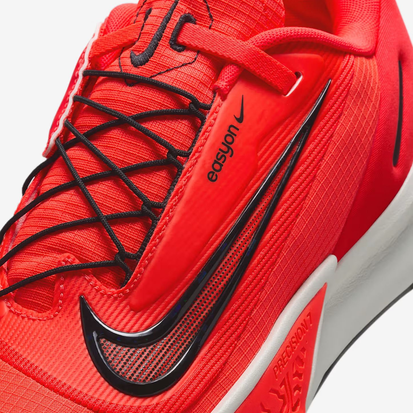 NIKE PRECISION