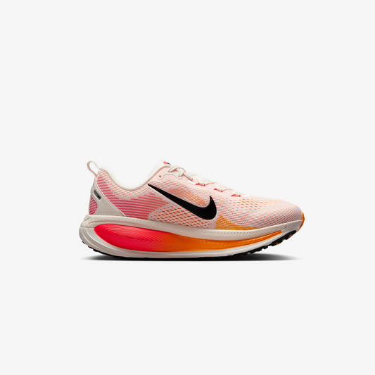 NIKE VOMERO 18