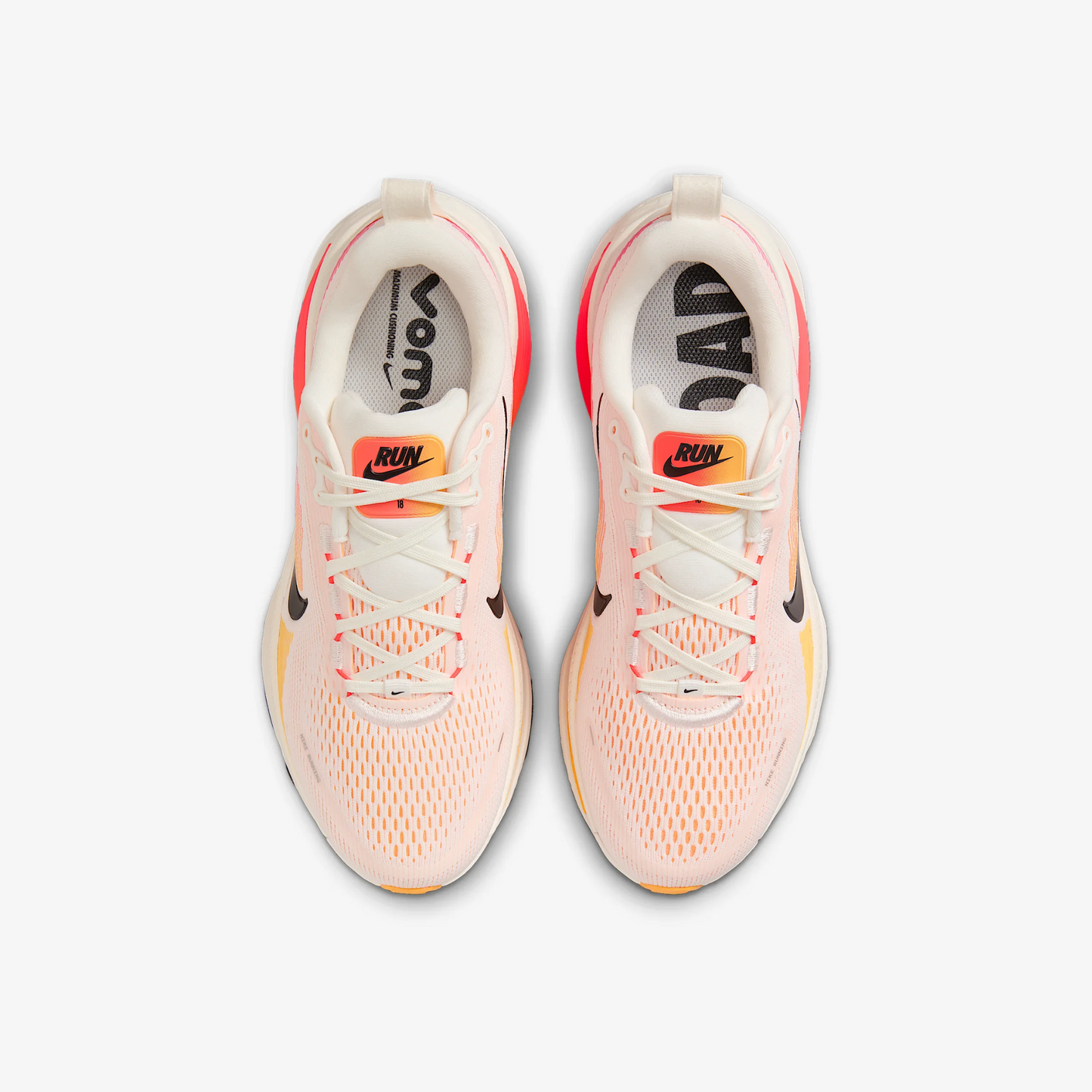 NIKE VOMERO 18