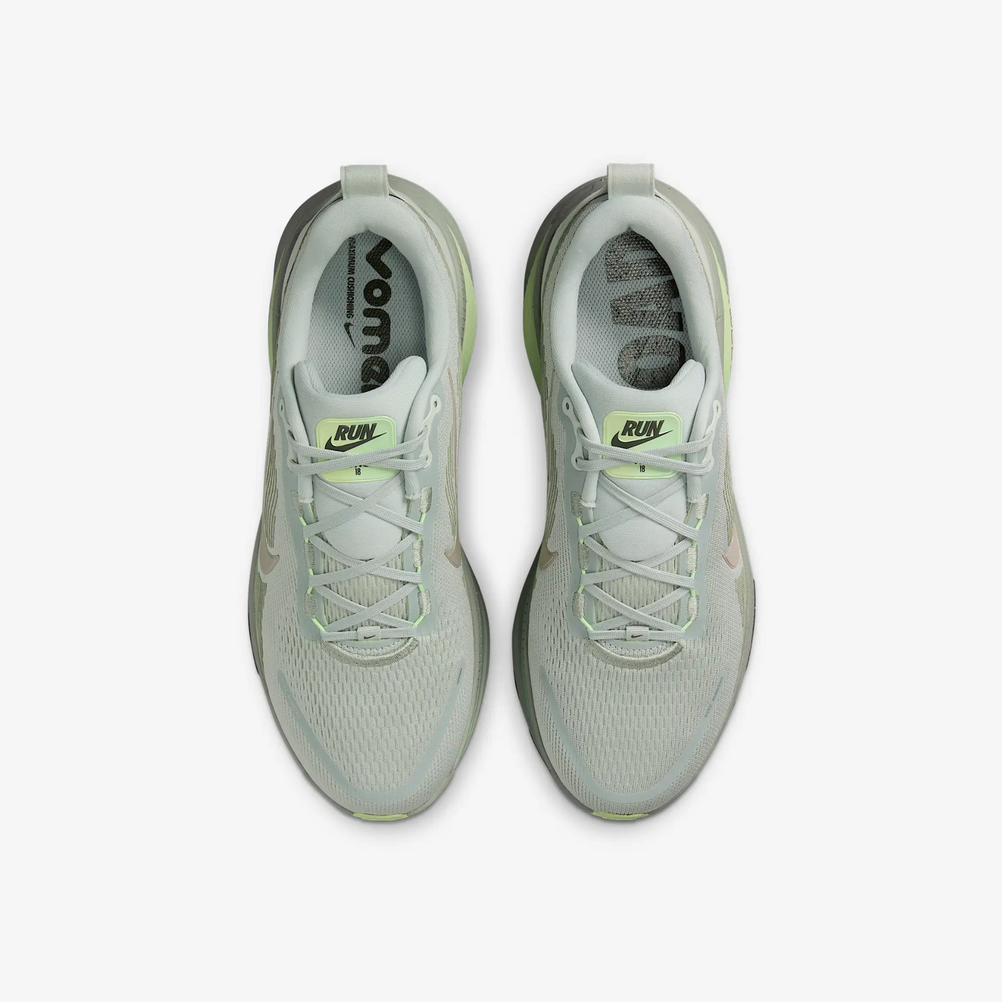 NIKE VOMERO 18