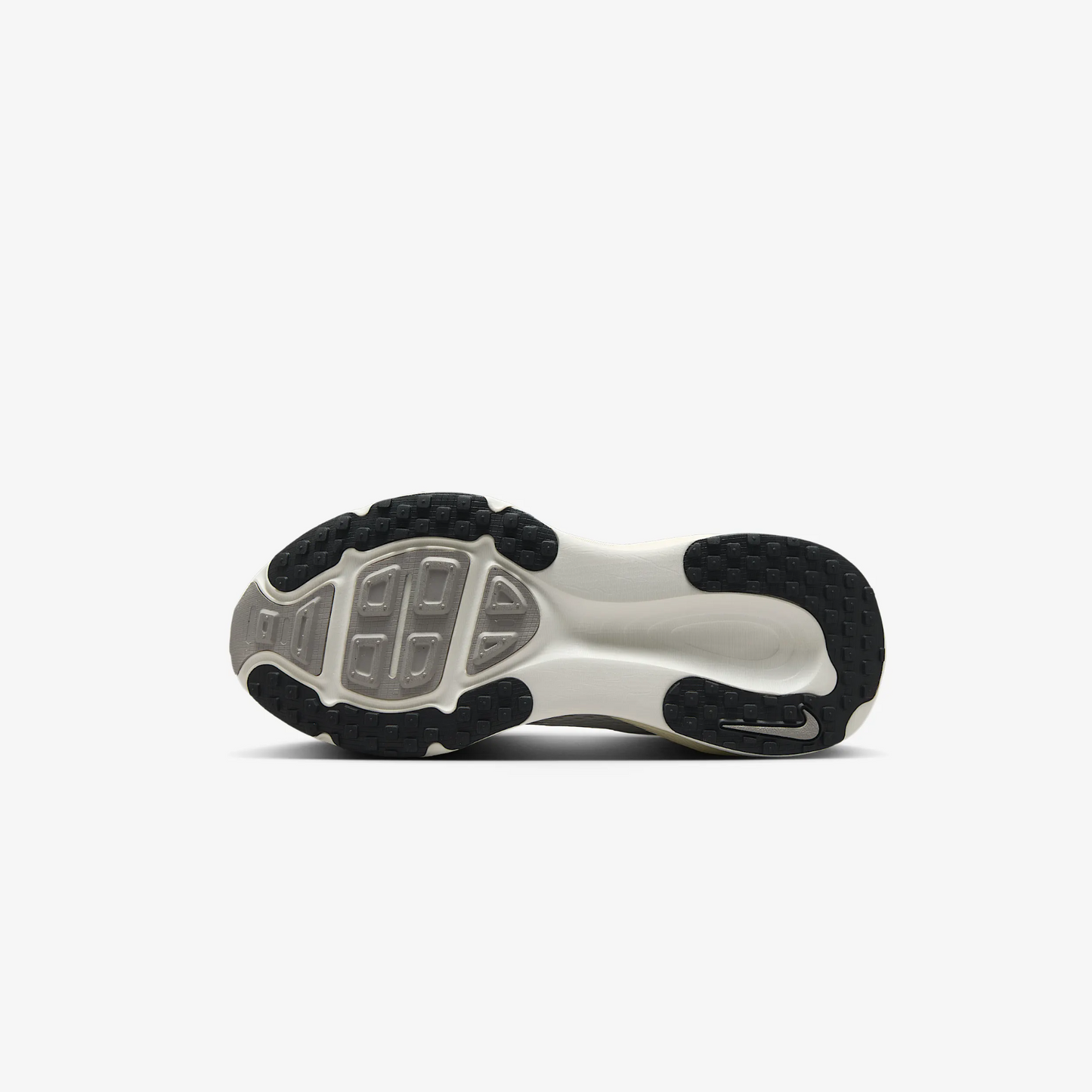 NIKE VOMERO 18