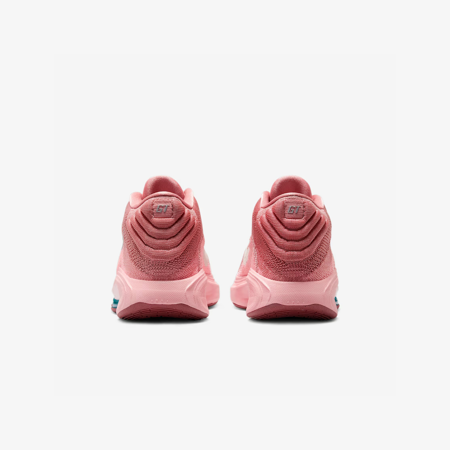 NIKE G.T. HUSTLE 3